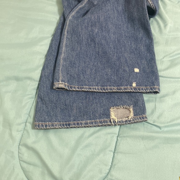 We The Free People Relaxed Heritage Flared Distressed Jeans Size 28 - Picture 5 of 16